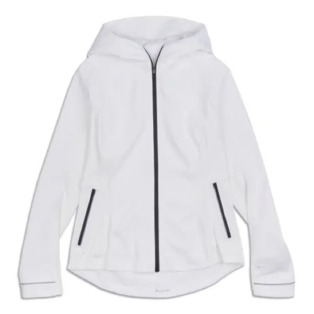 Lulu lemon across Chill Jacket